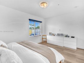 121 NW 2nd Ave 4, Hallandale Beach FL 33009