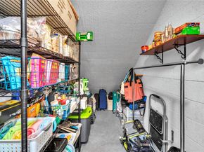 121 NW 2nd Ave 4, Hallandale Beach FL 33009