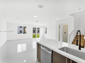 22555 SW 125th Ave 13A, Miami FL 33170