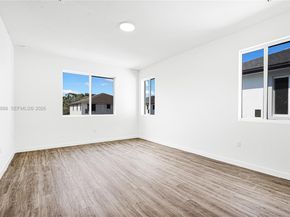 22555 SW 125th Ave 13A, Miami FL 33170