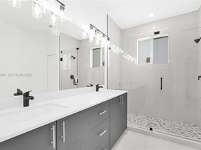 22555 SW 125th Ave 13A, Miami FL 33170