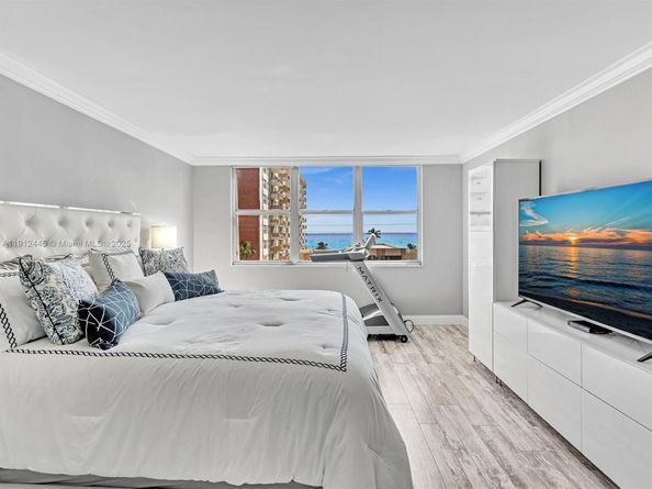 1150 Hillsboro Mile 408, Hillsboro Beach FL 33062