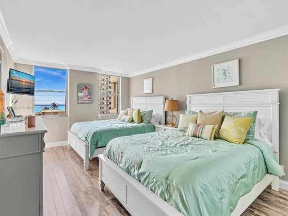 1150 Hillsboro Mile 408, Hillsboro Beach FL 33062