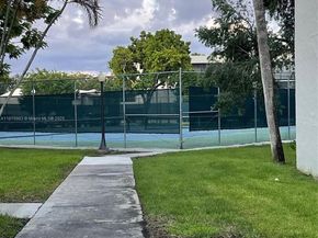 8065 SW 107th Ave 113, Miami FL 33173