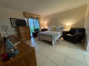 8065 SW 107th Ave 113, Miami FL 33173