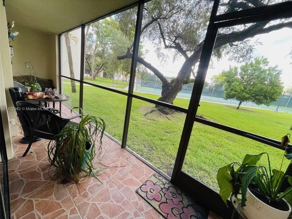 8065 SW 107th Ave 113, Miami FL 33173