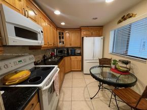 8065 SW 107th Ave 113, Miami FL 33173
