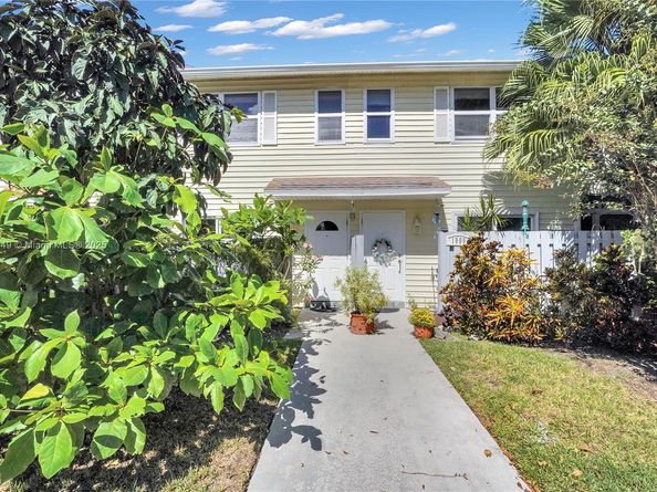 1897 NE 15th Ave, Fort Lauderdale FL 33305