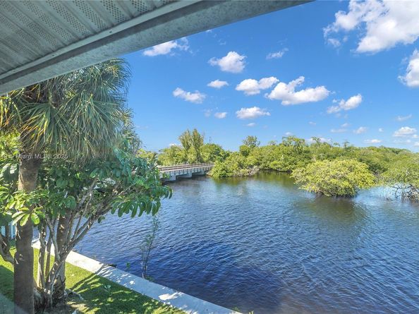 1897 NE 15th Ave, Fort Lauderdale FL 33305