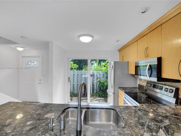 1897 NE 15th Ave, Fort Lauderdale FL 33305