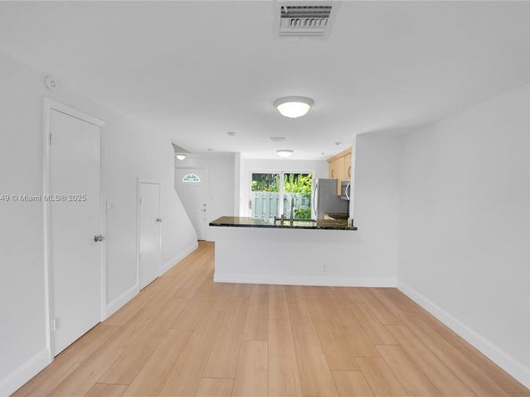 1897 NE 15th Ave, Fort Lauderdale FL 33305