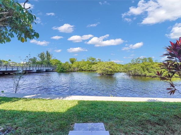 1897 NE 15th Ave, Fort Lauderdale FL 33305