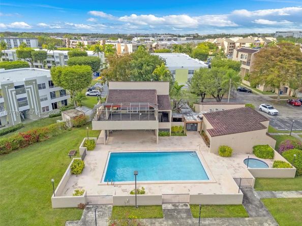 10641 SW 108th Ave 3D, Miami FL 33176