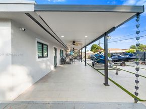 7874 NW 175th St, Hialeah FL 33015