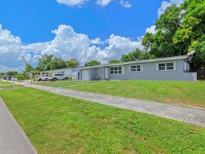 3781 NW 192nd St, Miami Gardens FL 33055