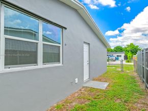 3781 NW 192nd St, Miami Gardens FL 33055