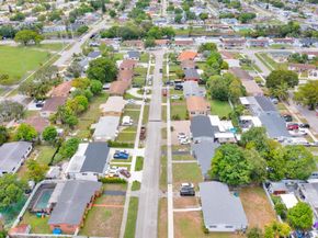 3781 NW 192nd St, Miami Gardens FL 33055