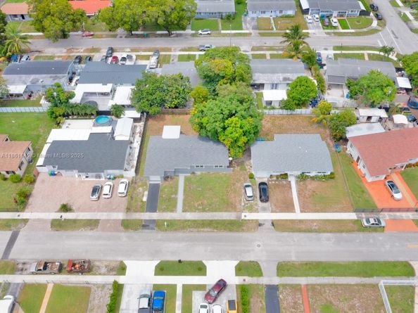3781 NW 192nd St, Miami Gardens FL 33055