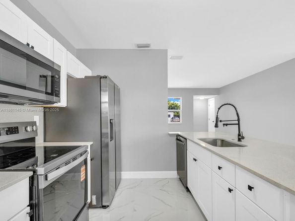 3781 NW 192nd St, Miami Gardens FL 33055