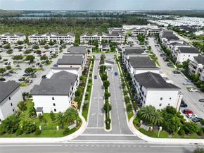 7865 NW 104th Ave 33, Doral FL 33178