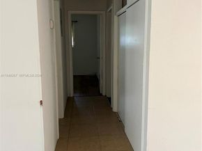 Undisclosed Address #A11946267, Hollywood FL 33020