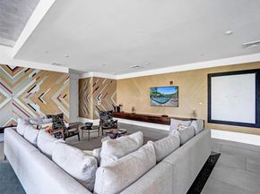 121 NE 34th St 1904, Miami FL 33137