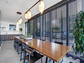 121 NE 34th St 1904, Miami FL 33137