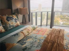 121 NE 34th St 1904, Miami FL 33137