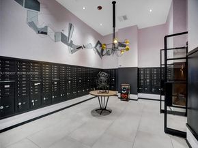 121 NE 34th St 1904, Miami FL 33137