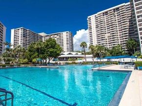 2500 Parkview Dr 1214, Hallandale Beach FL 33009