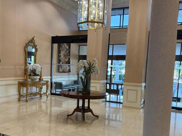 2500 Parkview Dr 1214, Hallandale Beach FL 33009