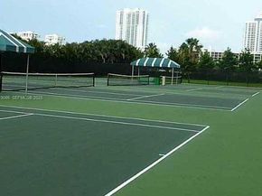 2500 Parkview Dr 1214, Hallandale Beach FL 33009