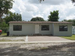 2850 NW 170th St, Miami Gardens FL 33056