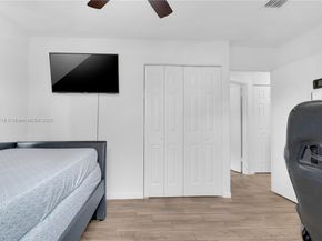 4390 SW 24th St, Fort Lauderdale FL 33317