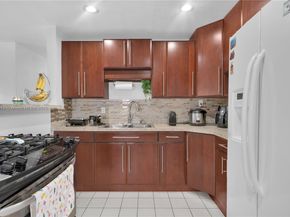 4390 SW 24th St, Fort Lauderdale FL 33317