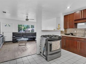 4390 SW 24th St, Fort Lauderdale FL 33317