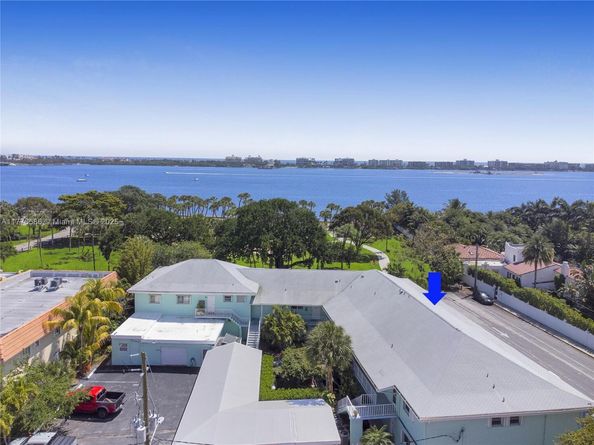 421 S Lakeside Dr 10, Other City - In The State Of Florida FL 33460