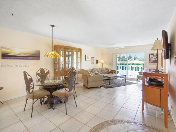 421 S Lakeside Dr 10, Other City - In The State Of Florida FL 33460