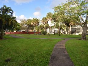 7500 NW 17th St 102, Plantation FL 33313