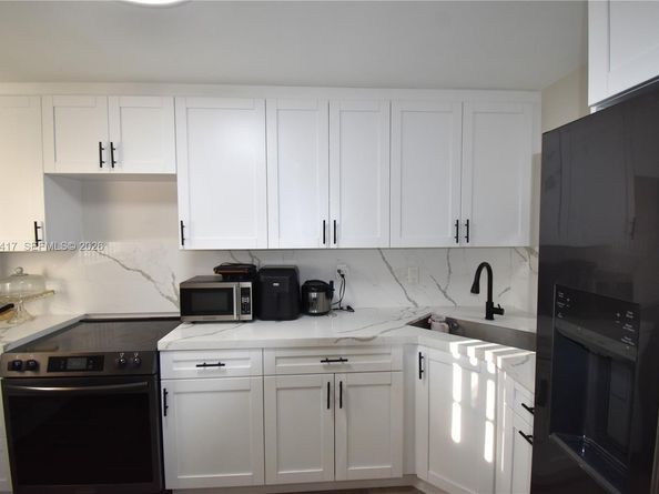 7500 NW 17th St 102, Plantation FL 33313