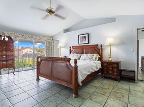 10465 NW 46th St, Doral FL 33178