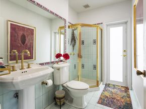 10465 NW 46th St, Doral FL 33178