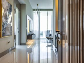 4100 Island Blvd PH1, Aventura FL 33160