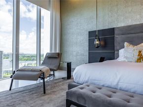 4100 Island Blvd PH1, Aventura FL 33160