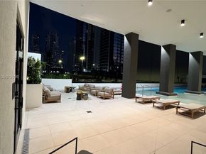 225 N Miami Ave 212, Miami FL 33128