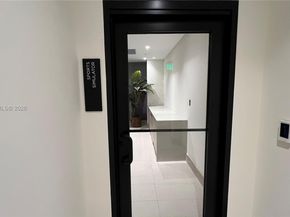 225 N Miami Ave 212, Miami FL 33128