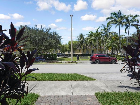 13982 SW 276th St, Homestead FL 33032