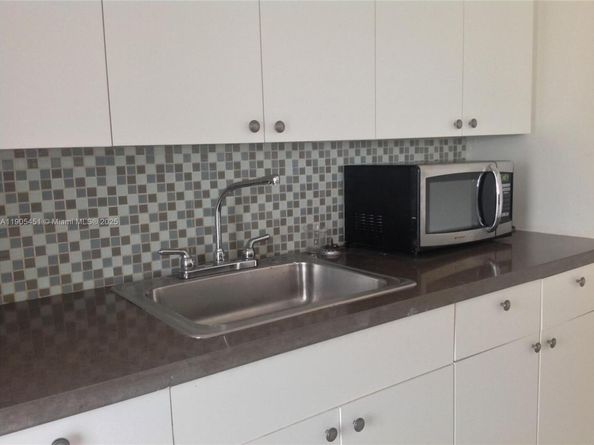 1816 Mckinley St 12A, Hollywood FL 33020