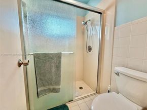 1698 NE 177th St, North Miami Beach FL 33162