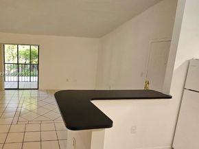 18965 NW 62nd Ave 202, Hialeah FL 33015